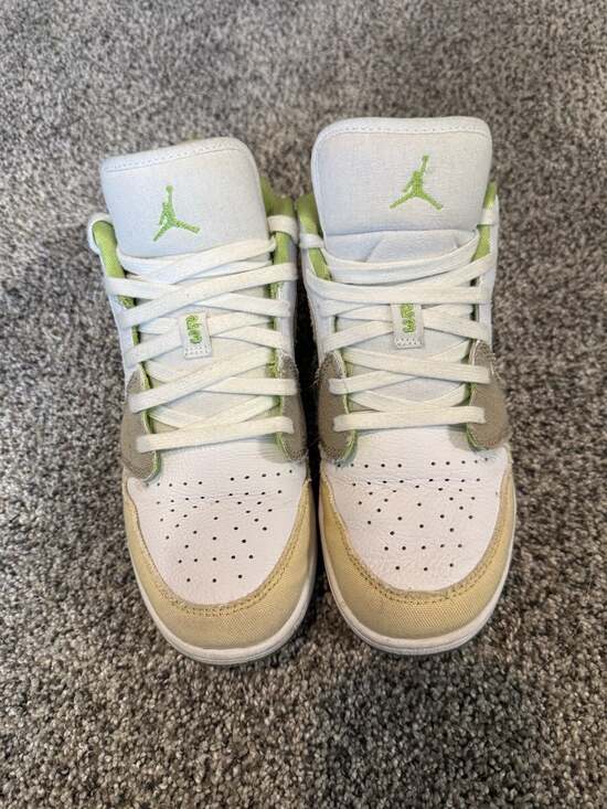 Nike Other - Nike Air Jordan 1 Low SE GS Pastel Grind DJ0341-100 Size 7Y